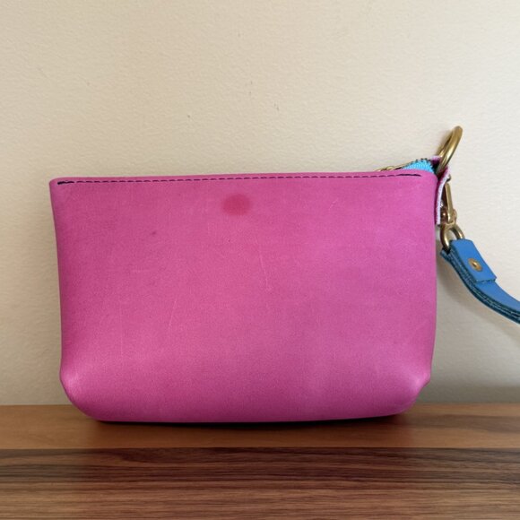 Wolf Leathers Mini Travel Case in Hot Pink NWOT/EUC leather - Picture 2 of 4